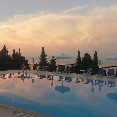 Aronis Apartments ベニテス エクステリア 写真